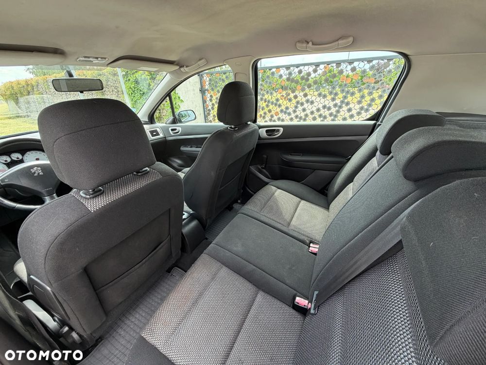 Peugeot 307 HDi 90 Filou - 29
