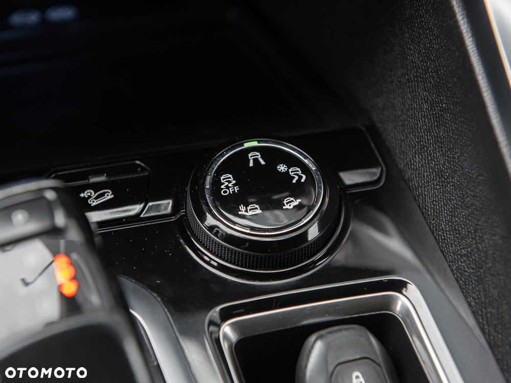 Peugeot 5008 BlueHDi 180 EAT6 GT - 23