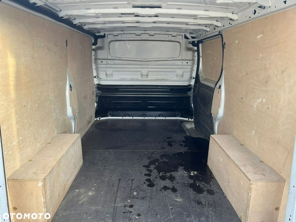 Renault Trafic - 11