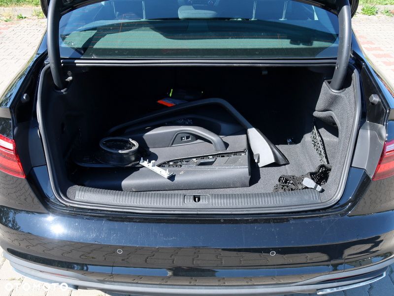 Audi A4 Limousine 35 TFSI mHEV Advanced S tronic - 29