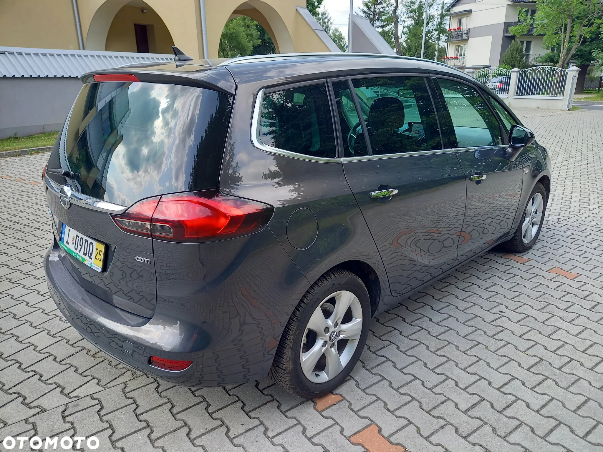 Opel Zafira - 38