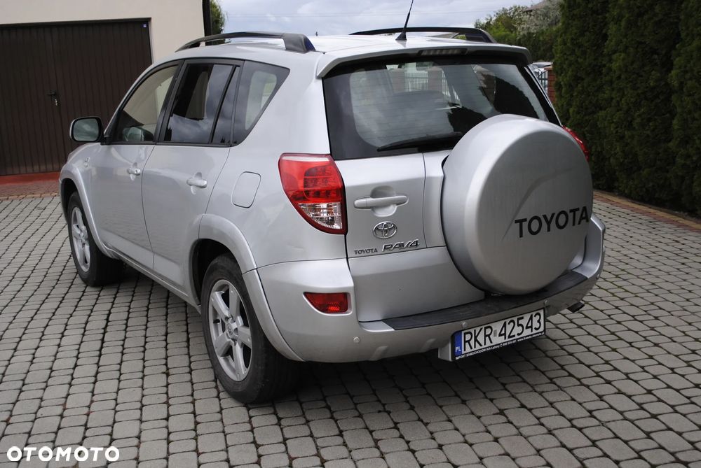 Toyota RAV4 2.2 D-CAT 4x4 Executive - 6