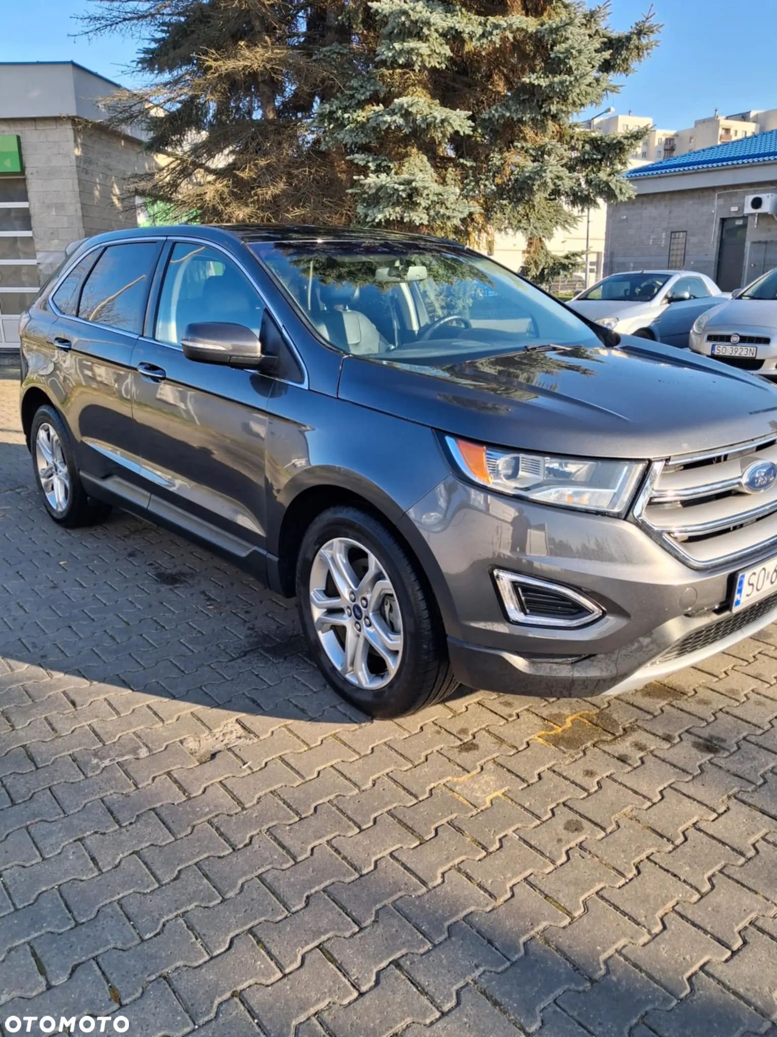 Ford Edge - 1