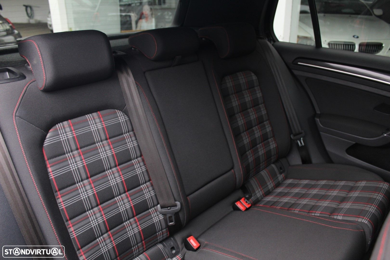 VW Golf 2.0 TSi GTi Performance - 29