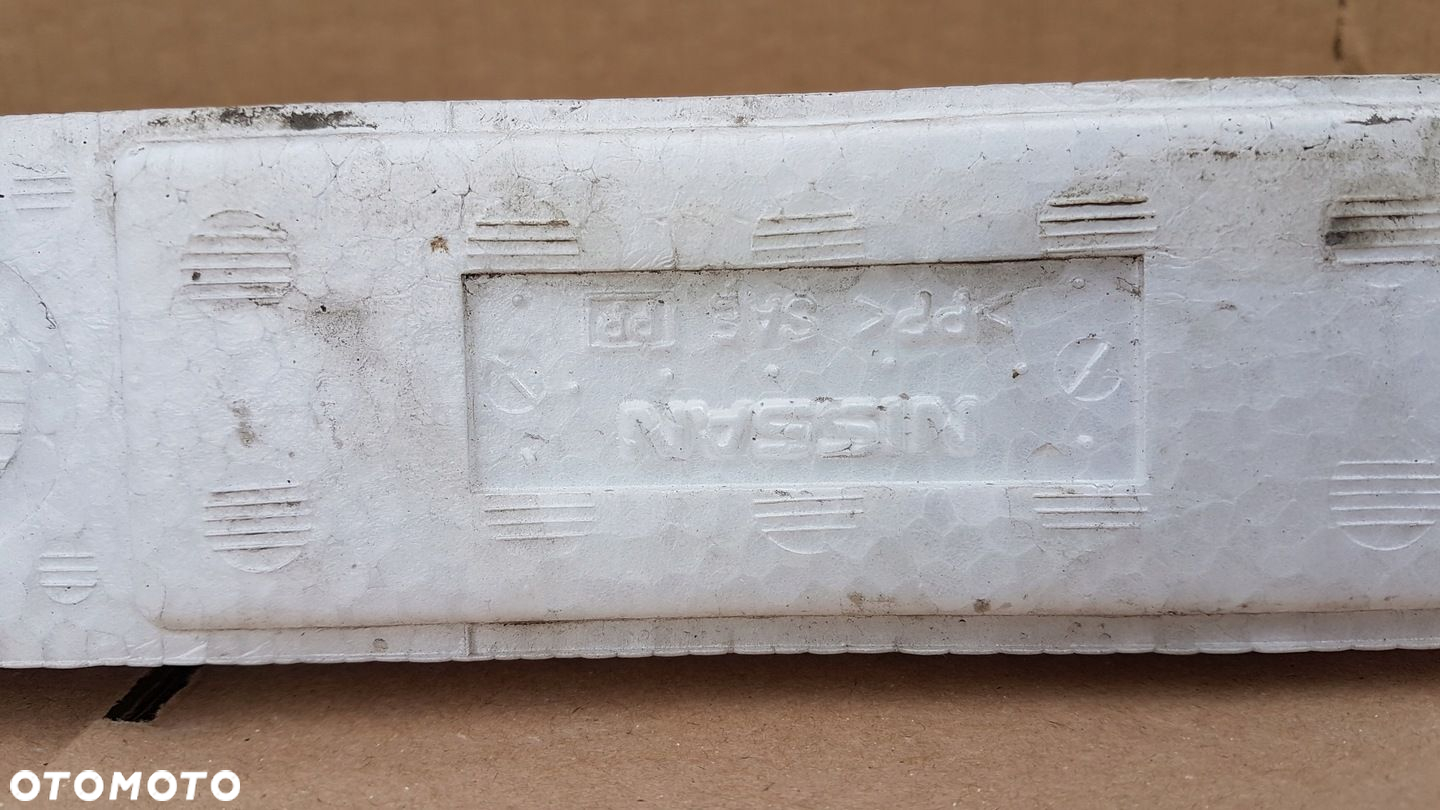 ABSORBER ZDERZAKA PRZÓD DOLNY NISSAN ARIYA 22- DEMONTAŻ - 8