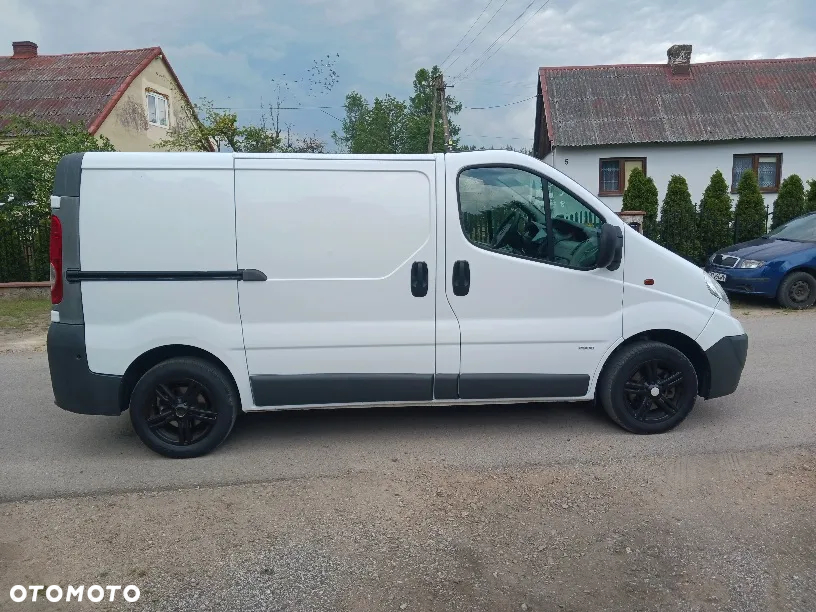 Opel Vivaro - 5