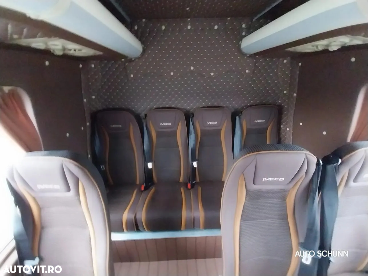Iveco Bus - 22+1+1 locuri - 20