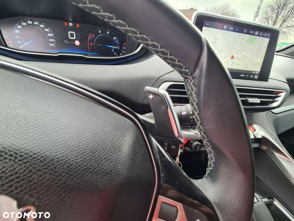 Peugeot 5008 1.5 BlueHDi Allure Pack S&S EAT8 - 26