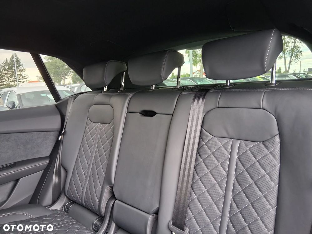Audi Q8 55 TFSI e PHEV Quattro Tiptronic - 11