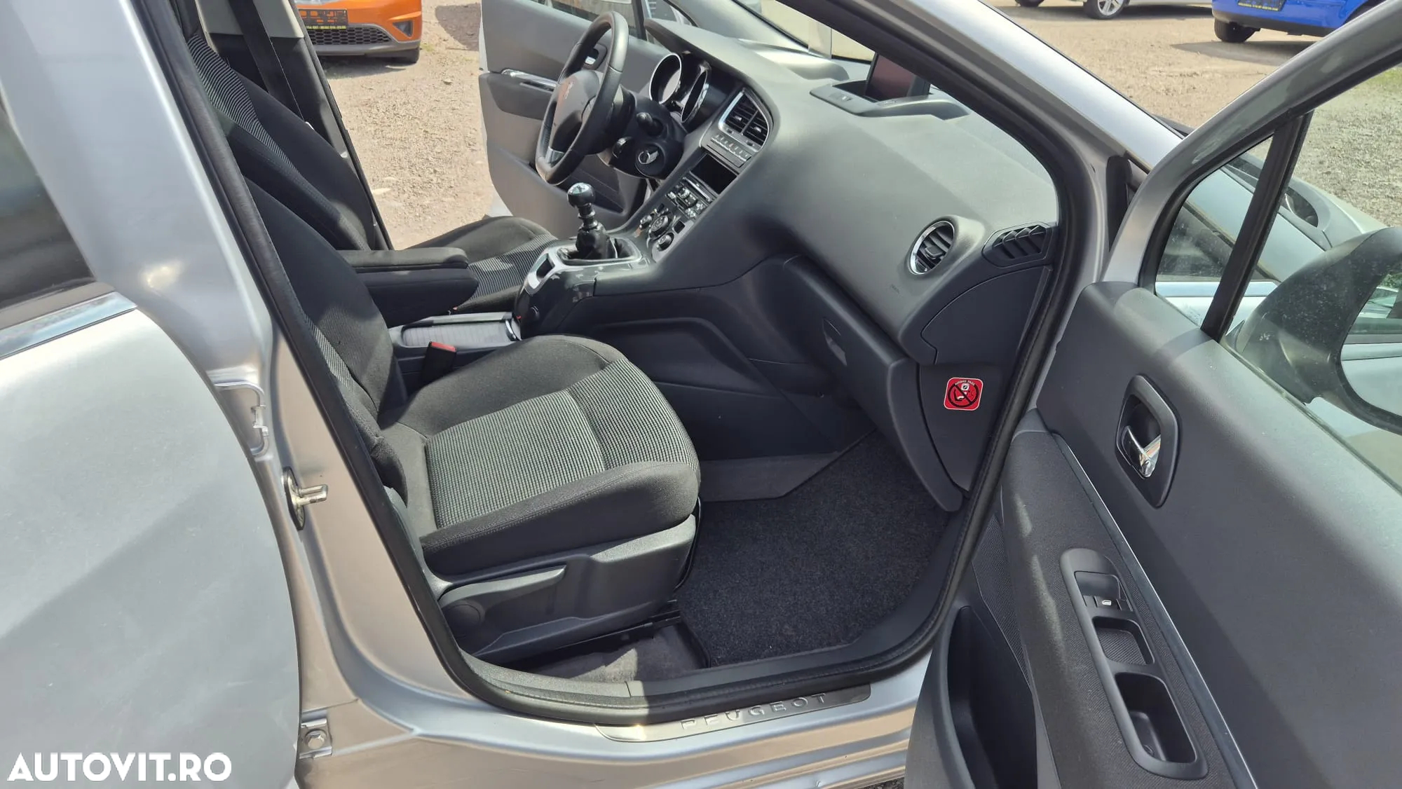 Peugeot 5008 HDI FAP 150 Premium - 9