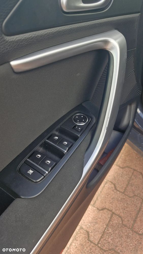 Kia Ceed 1.6 CRDi SCR M DCT - 16