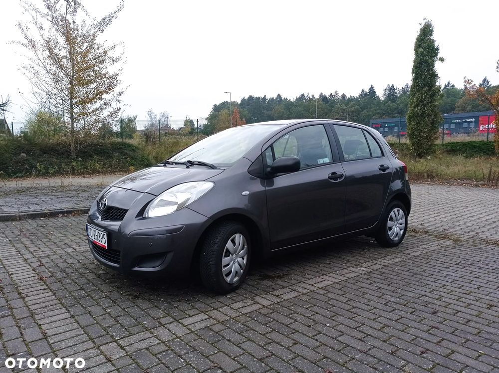 Toyota Yaris - 2