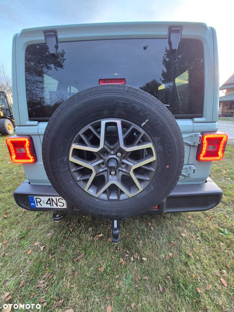 Jeep Wrangler - 6
