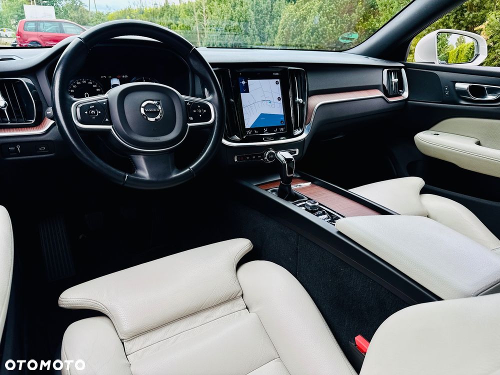 Volvo V60 D3 Summum - 20