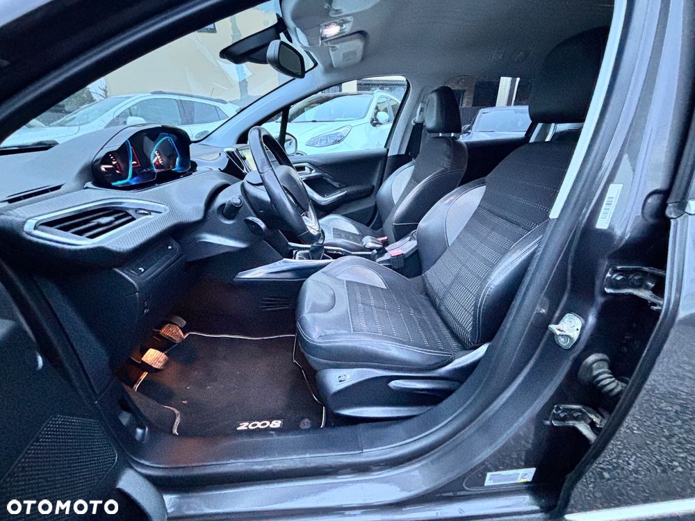 Peugeot 2008 1.6 VTi Allure - 11