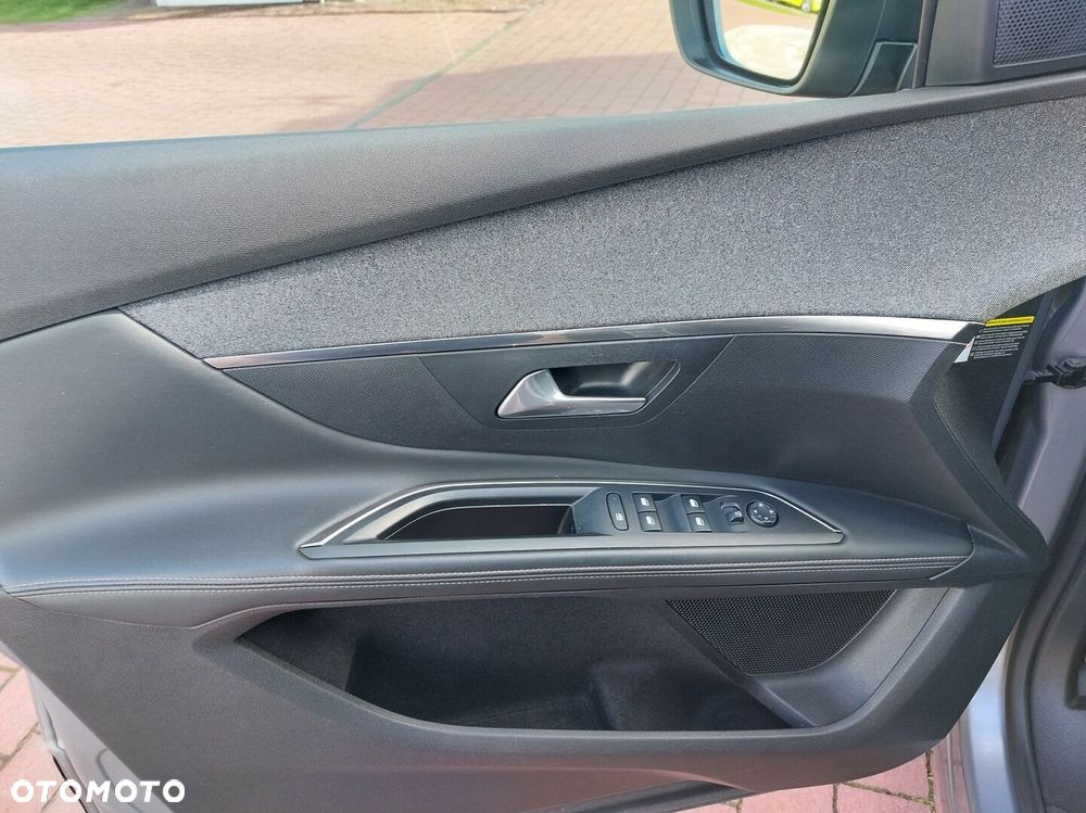 Peugeot 5008 2.0 BlueHDi GT S&S EAT8 - 11