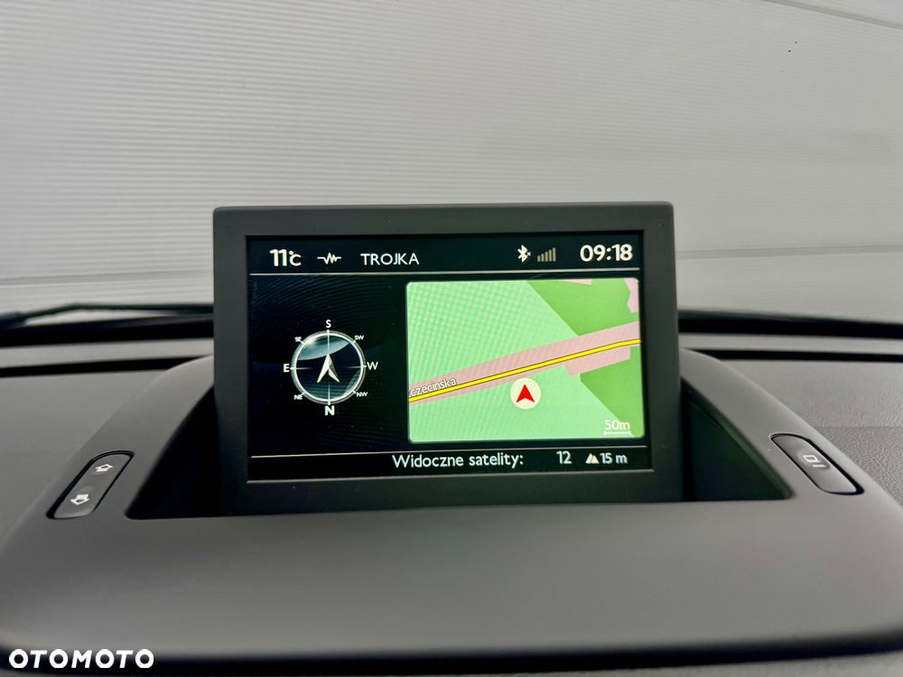 Peugeot 3008 1.6 BlueHDi Style S&S - 35