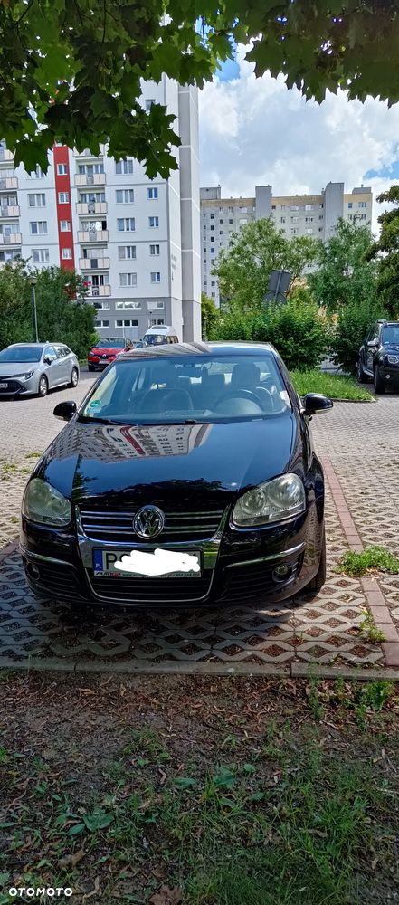 Volkswagen Jetta 1.6 Comfortline - 5