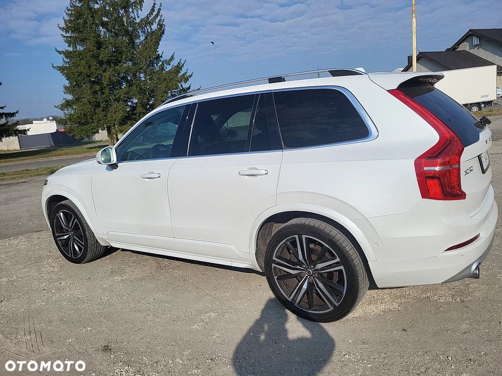 Volvo XC 90 D5 AWD Geartronic Momentum - 2