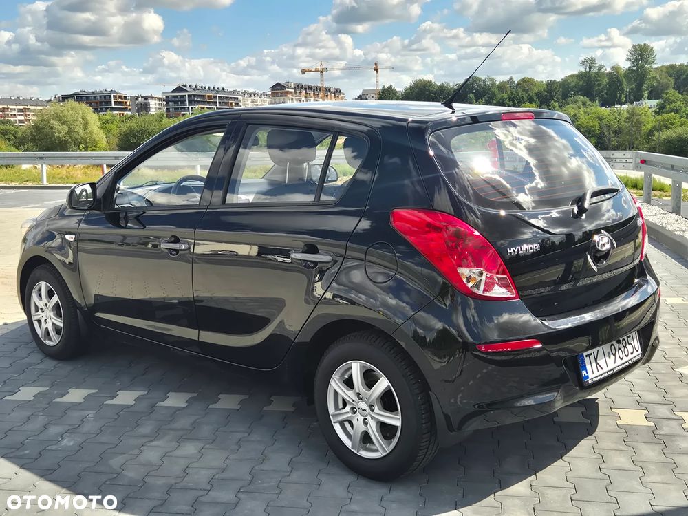 Hyundai i20 - 8