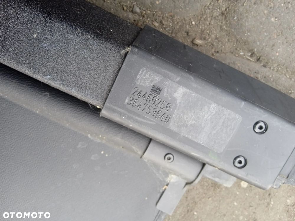 ROLETA BAGAŻNIKA ALFA ROMEO 159 - 4