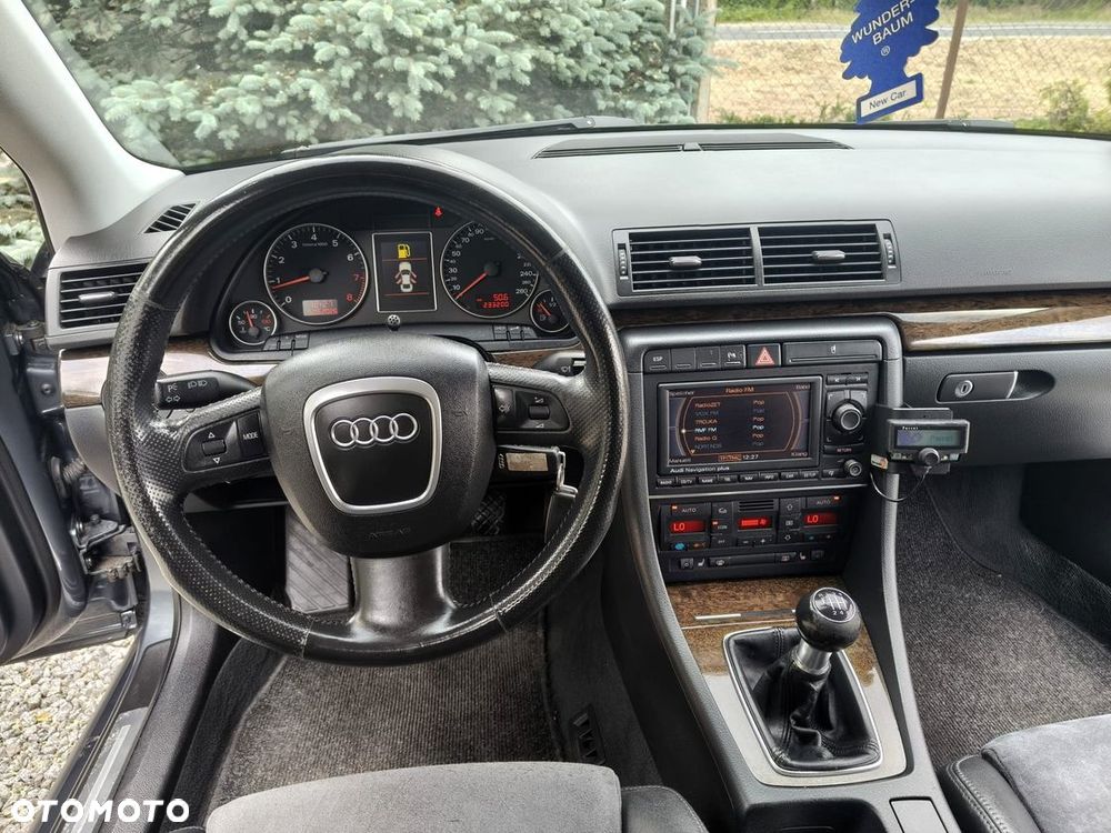 Audi A4 Avant 2.0 T FSI - 20
