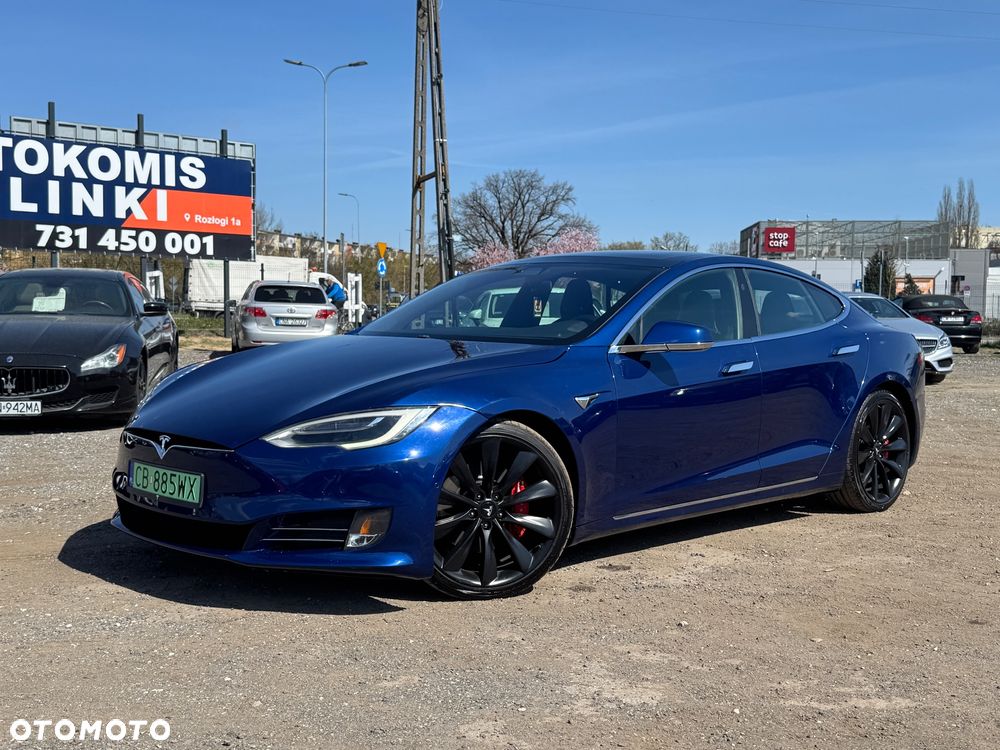 Tesla Model S 90 D Performance - 10
