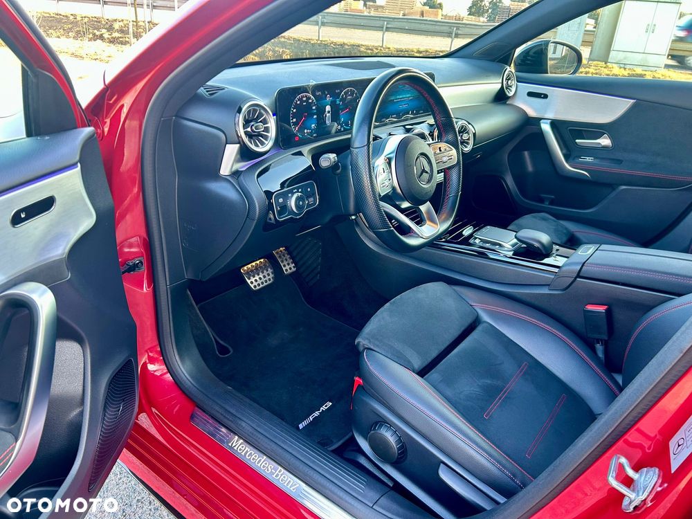 Mercedes-Benz Klasa A 200 AMG Line 7G-DCT - 23