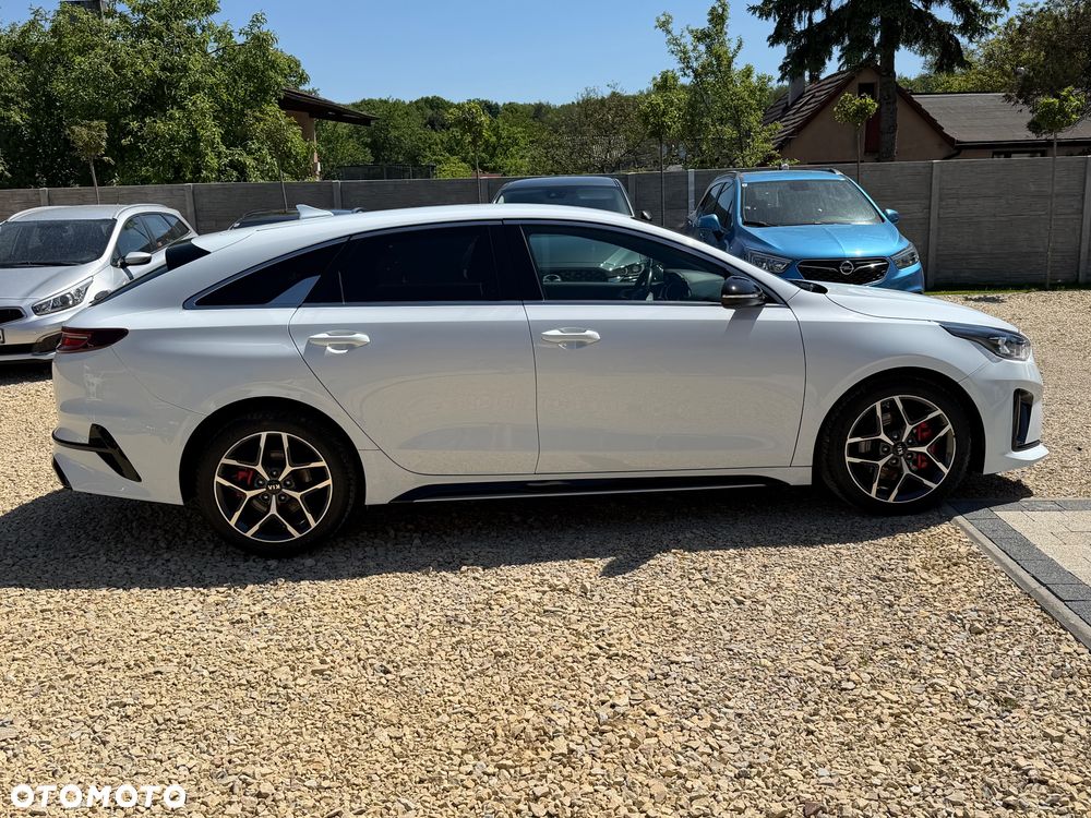 Kia ProCeed 1.4 T-GDI OPF GT LINE - 12