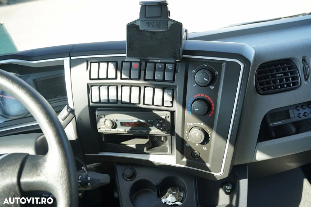 Renault / D 280 / CAMION FRIGORIFIC - 6,7 M / THERMO KING ES-600 MAX / 500 ORE DE FUNCȚIONARE MOTOR / + PLATFORMĂ HIDRAULICĂ PALFINGER - 2.000 KG / UTILIZARE REDUSĂ / - 28