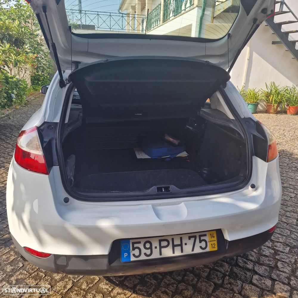 Renault Mégane 1.5 dCi Confort - 10