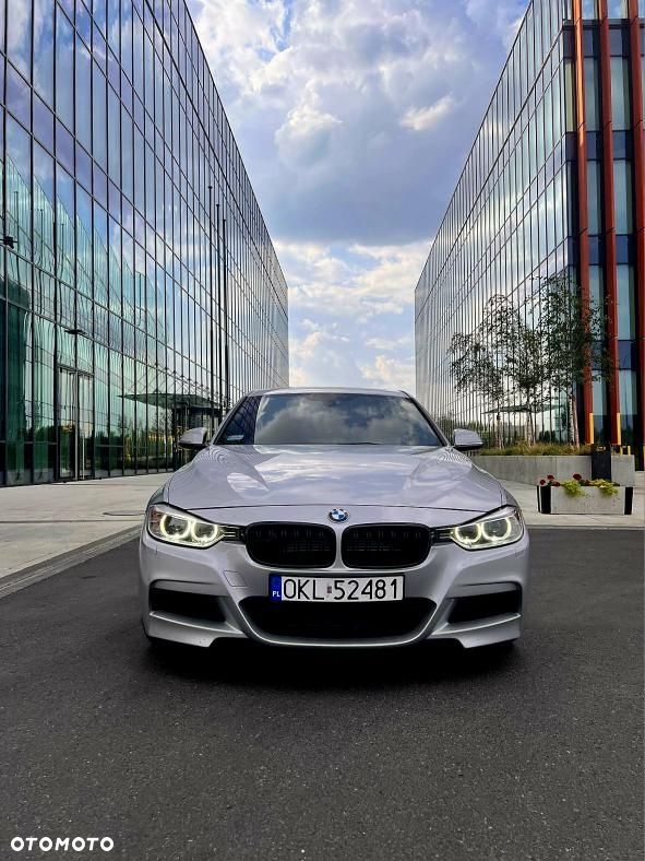 BMW Seria 3 335i xDrive M Sport - 2