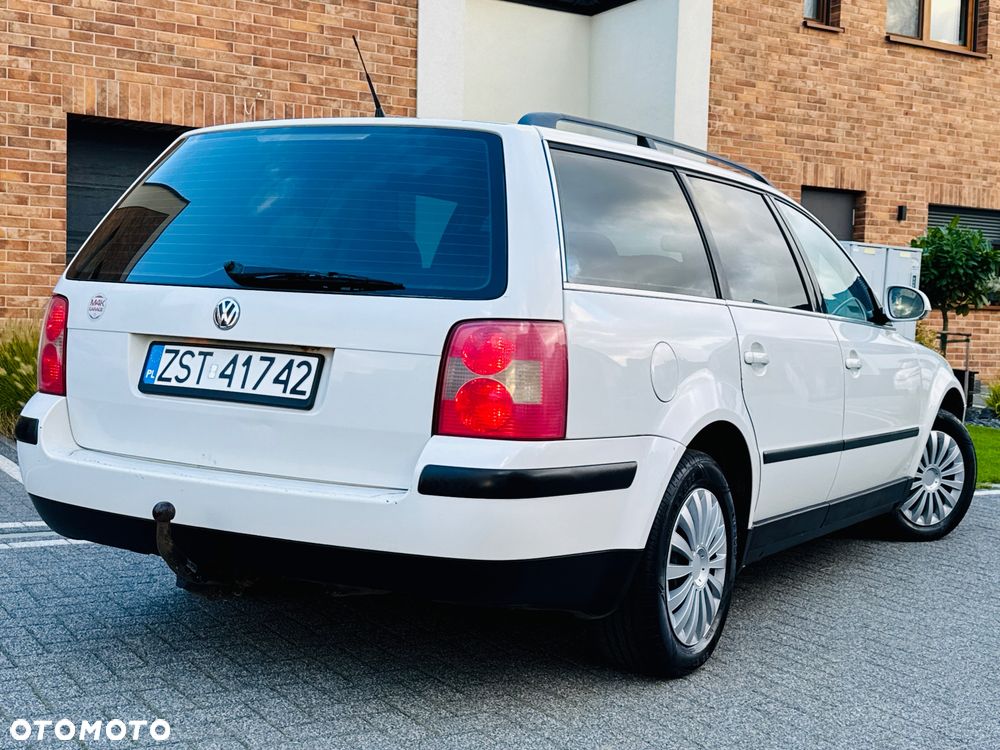 Volkswagen Passat 2003 photo 2