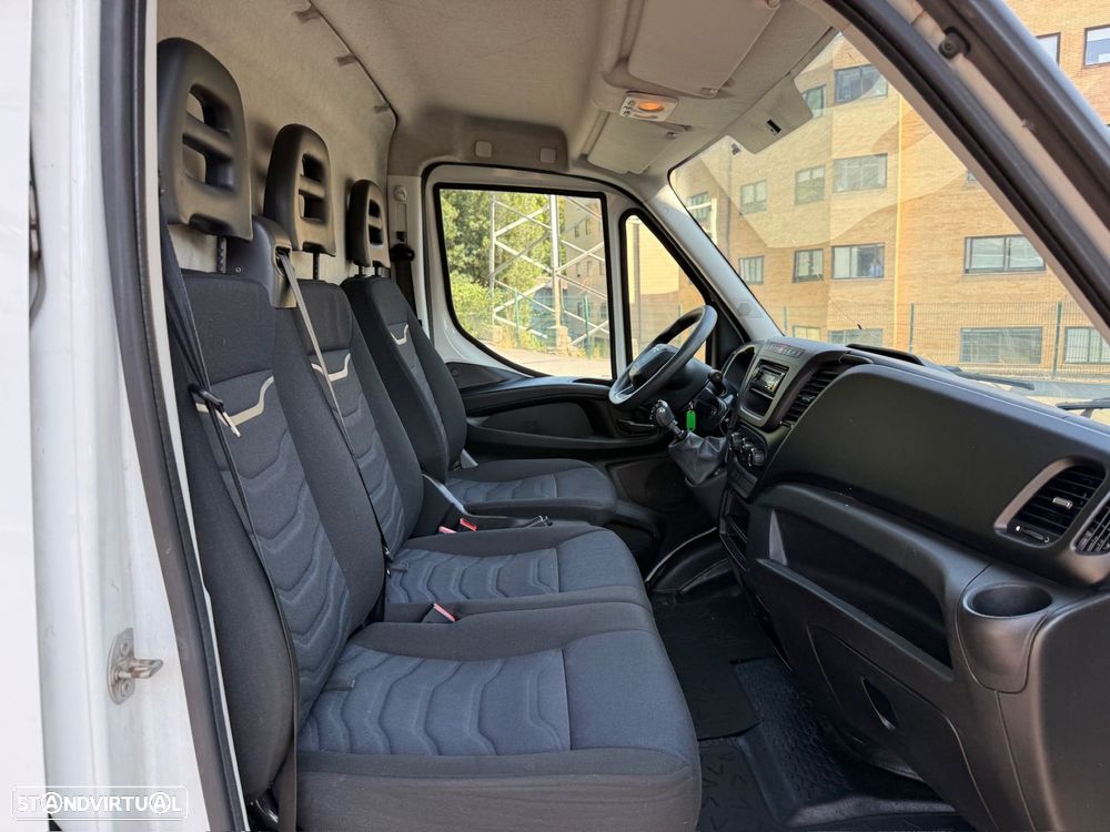 Iveco Daily 3.0 35S18HV 3520L 12m3 - 12