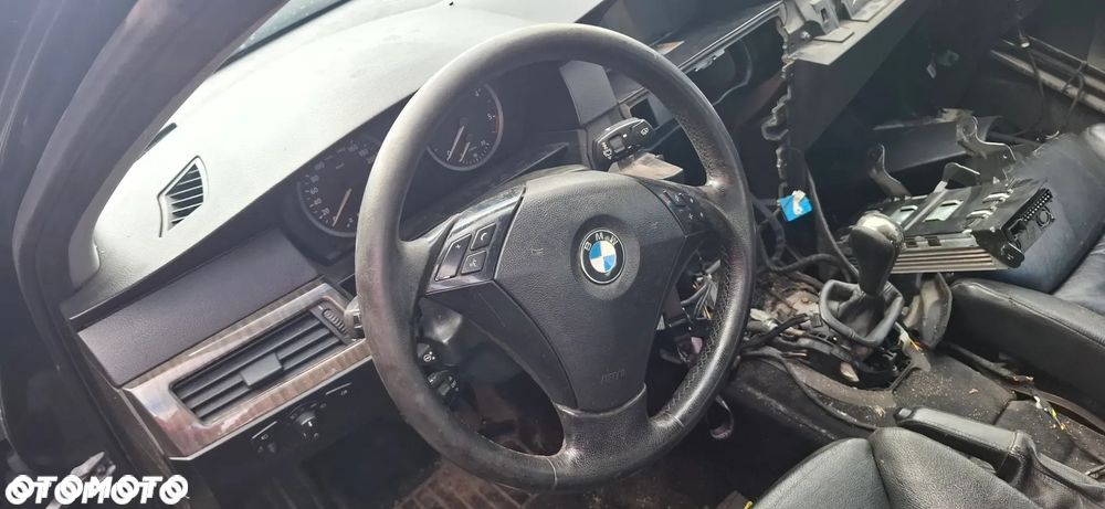 Kierownica wielofunkcyjna BMW E60 E61 na kluczyk - 1
