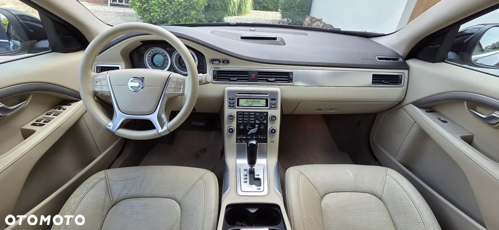 Volvo XC 70 D5 AWD Momentum - 18