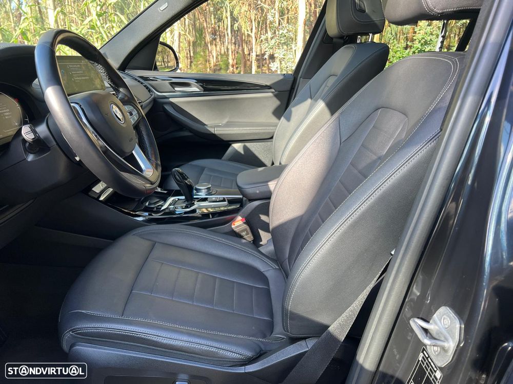 BMW iX3 Inspiring - 38