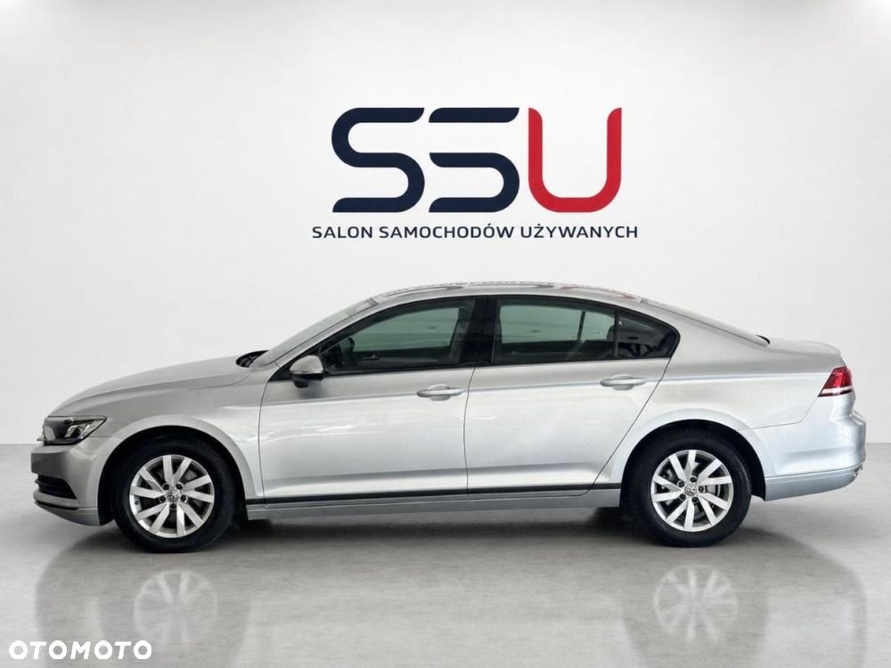 Volkswagen Passat 1.6 TDI BMT Comfortline - 12