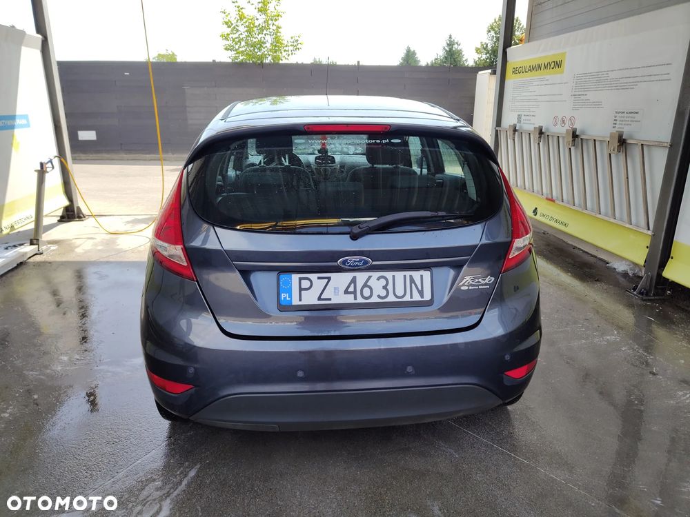 Ford Fiesta 1.25 Trend EU5 - 10