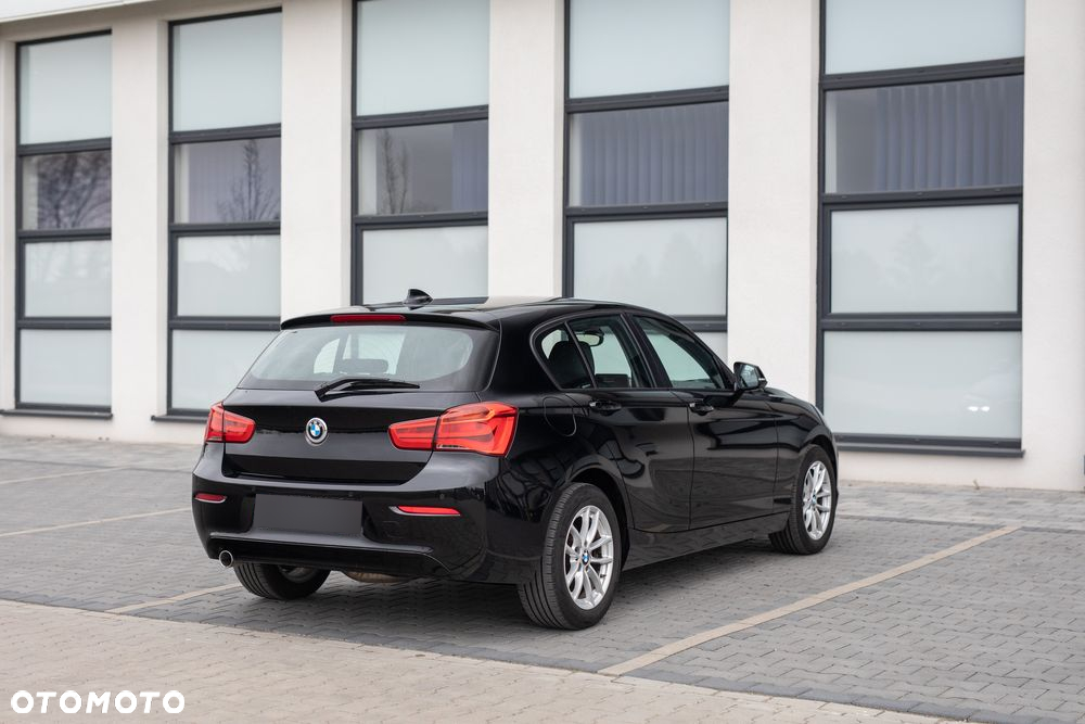 BMW Seria 1 118d - 22