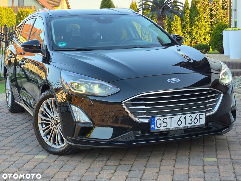 Ford Focus - 37