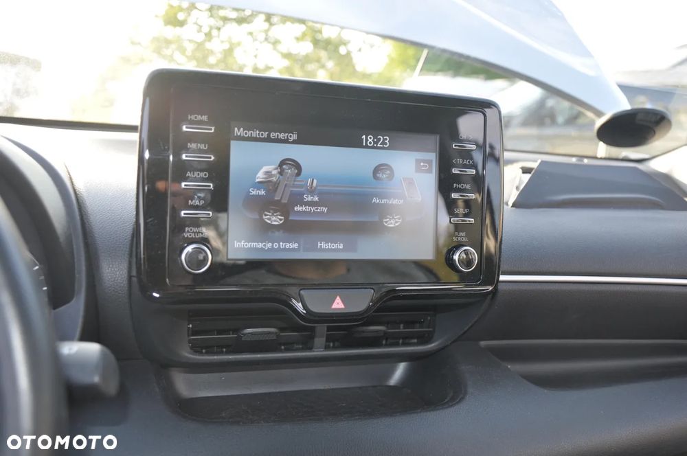 Toyota Yaris - 32