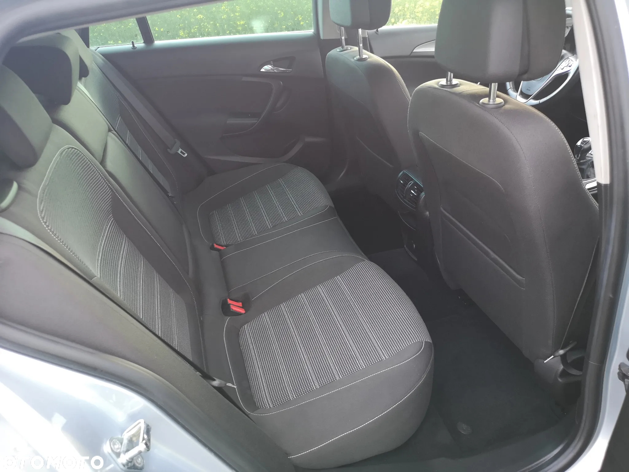 Opel Insignia 1.6 T Edition S&S - 7