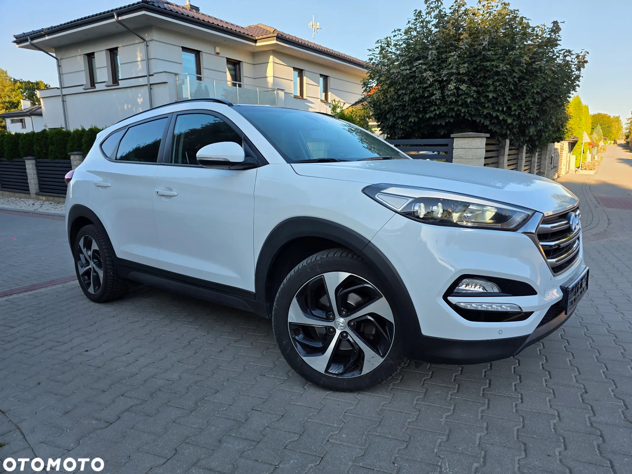 Hyundai Tucson 1.6 GDi 4WD DCT Premium - 29
