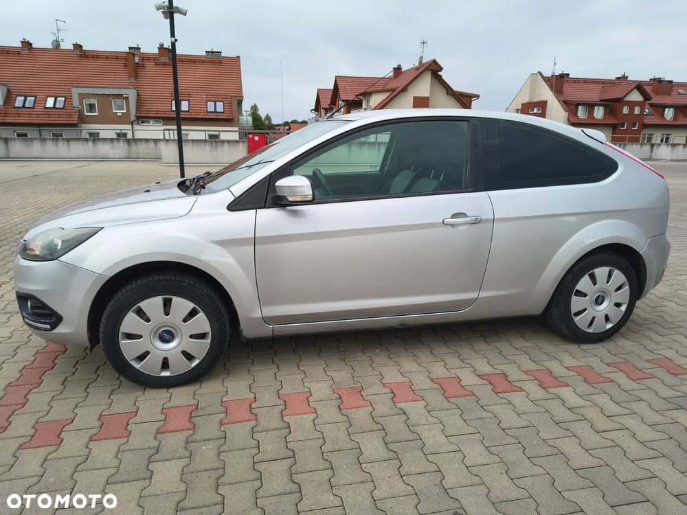 Ford Focus 1.6 16V Trend - 2