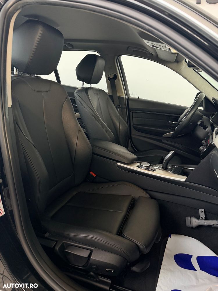 BMW Seria 3 320d Touring Aut. Efficient Dynamics Edition Blue Perf. Sport Line - 9