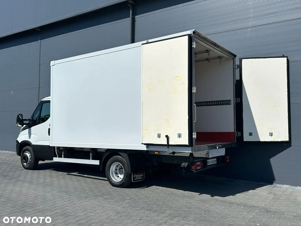 Iveco Daily 72C18 3.0 HPI Chłodnia Mroźnia 8 palet  **230V**Hakówka**Climatronic**Sprowadzony**2018R** - 9
