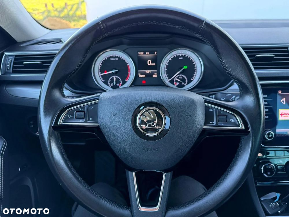 Skoda Superb 2.0 TSI Style DSG - 18