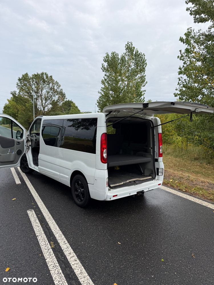 Opel Vivaro - 17