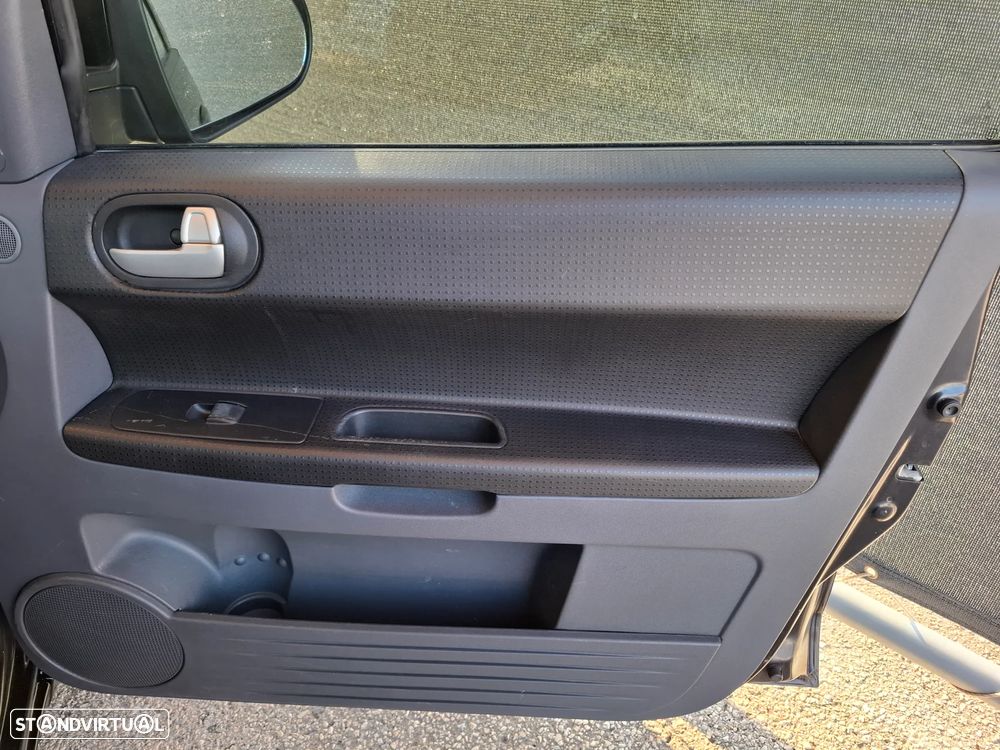 Mitsubishi Colt 1.1 Inform RCD - 44